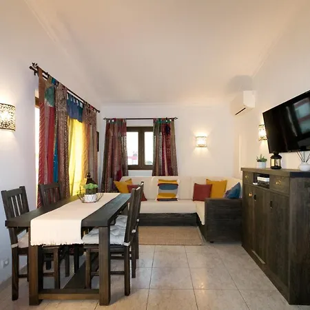 Sonia - Pateo Da Aldeia Apartment
